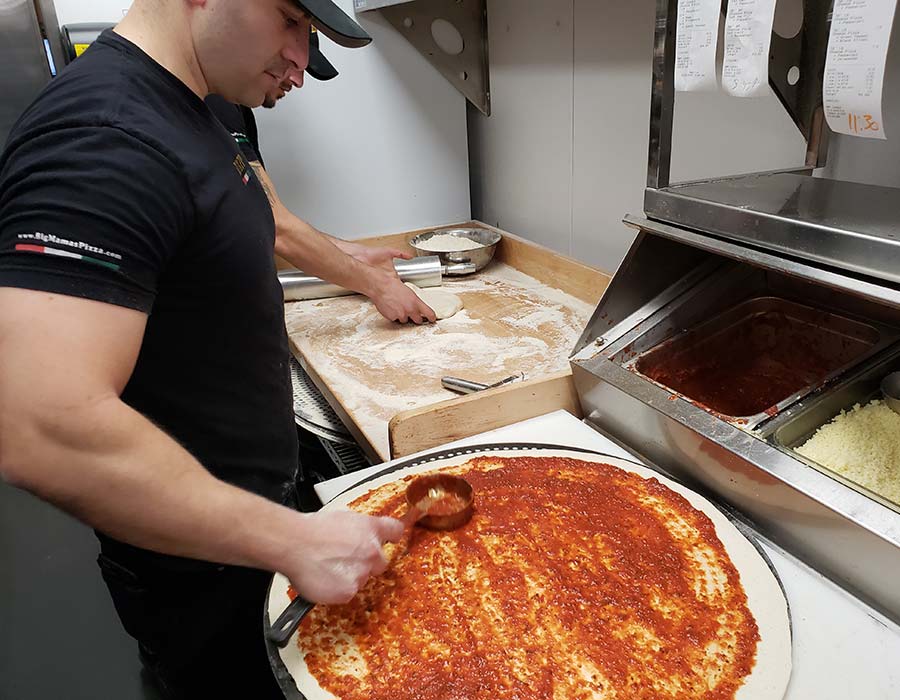 Pizza Dough Sauce Spreading
